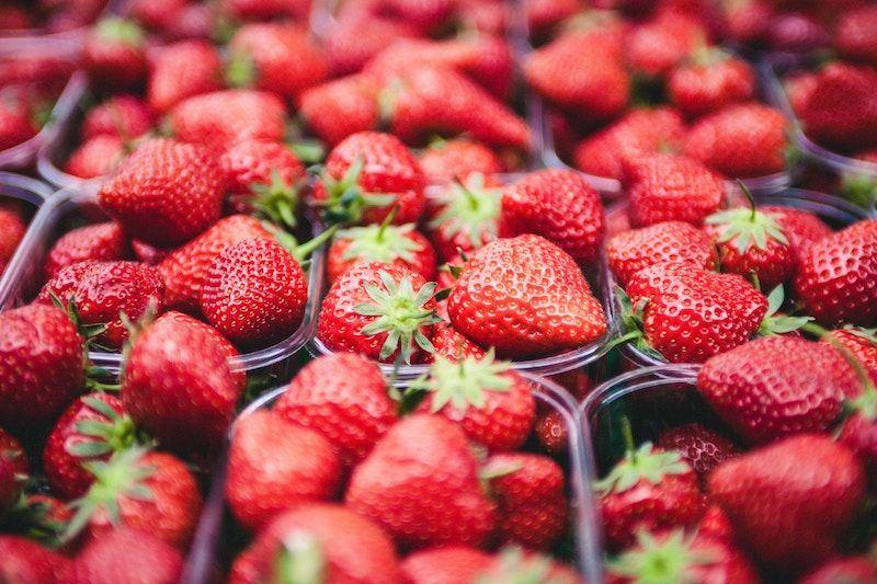 Strawberries-Good-for-Teeth berries for dental health